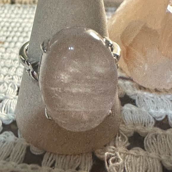 Set of Rose Quartz Teardrop Pendant Necklace and Rose Quartz Ring - Picture 16 of 16